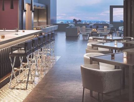 rooftop attico philadelphia bar restaurant cambria hotel pa receptionhalls venue pennsylvania info