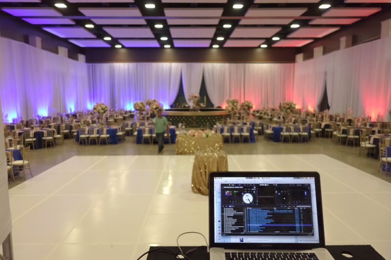 New Braunfels Civic Convention Center Tx 78130 View From Stage Exhibit Hall