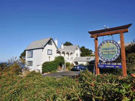 Greenwood Pier Inn