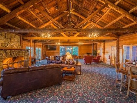 The Lodge on Palomar Mountain