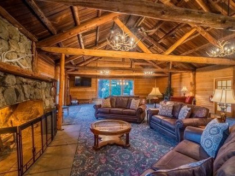 The Lodge on Palomar Mountain