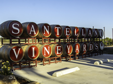 Santellan Vineyards & Inn