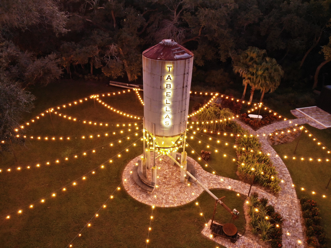 Photos of Tabellas at Delaney Creek Tampa