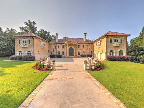 Mediterranean Atlanta Mansion