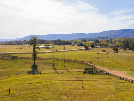 Maggie's Lookout Cottage