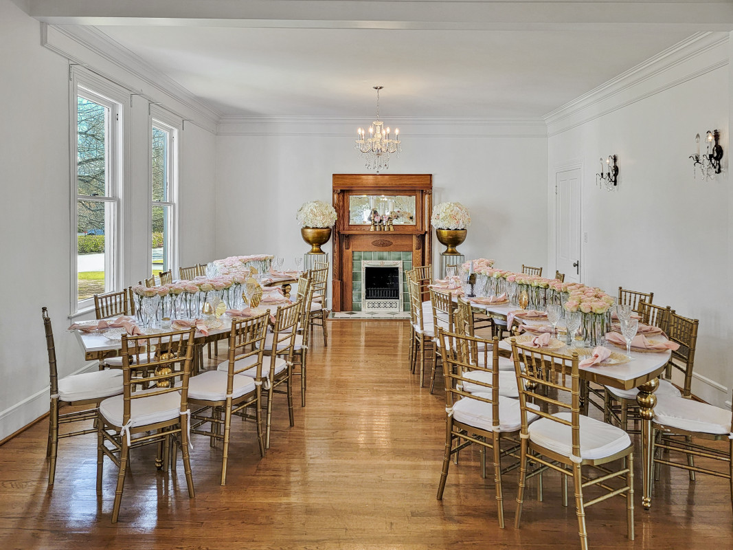 The Hollingsworth House in Fayetteville,