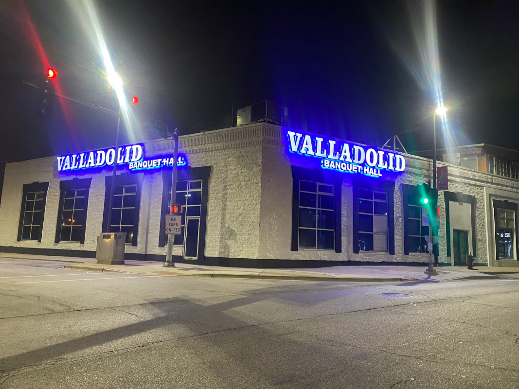 Valladolid Banquet Hall in Summit Argo, Illinois