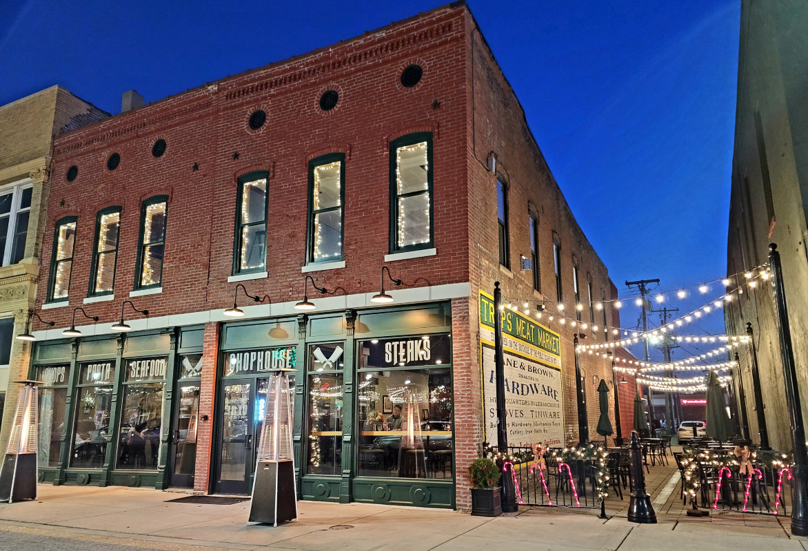 1830 Chophouse in Lebanon, Indiana
