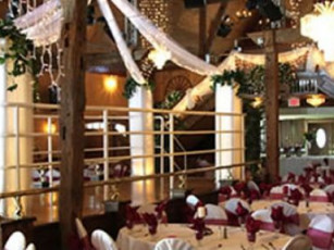 Barnstormer Banquet Center