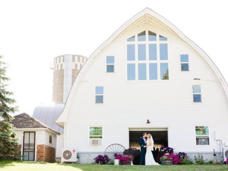 The Barn at Five Lakes Resort