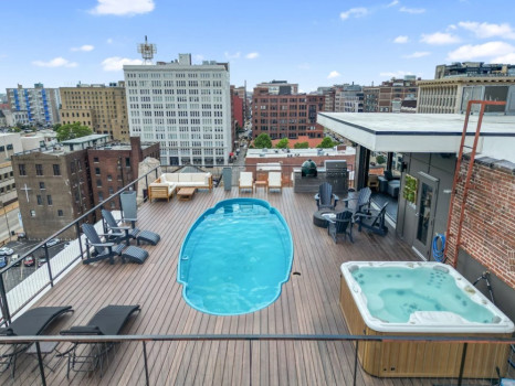 St Louis CITY Penthouse