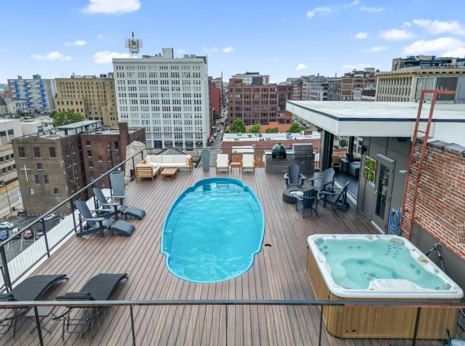 St Louis CITY Penthouse in Saint Louis, Missouri
