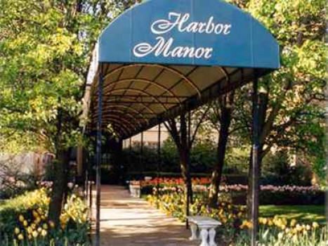 Harbor Manor