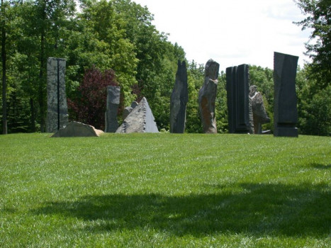 Pyramid Hill Sculpture Park