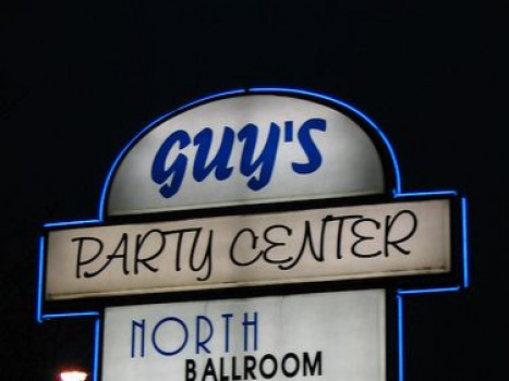 Guy's Party Center
