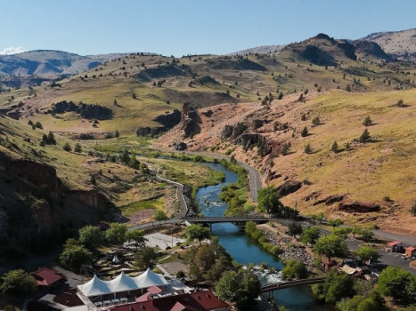 Kah-Nee-Ta Hot Springs Resort
