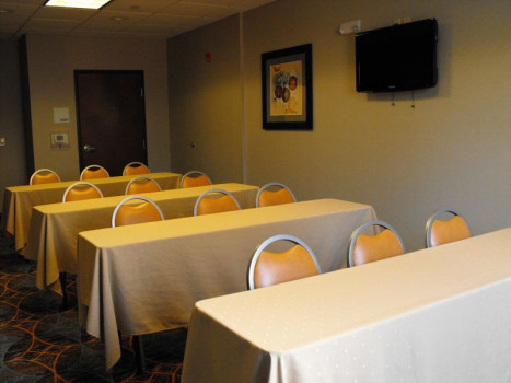 Holiday Inn Express & Suites Selinsgrove