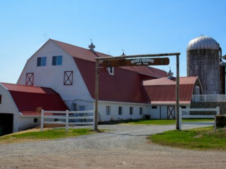 The Barn at Glistening Pond