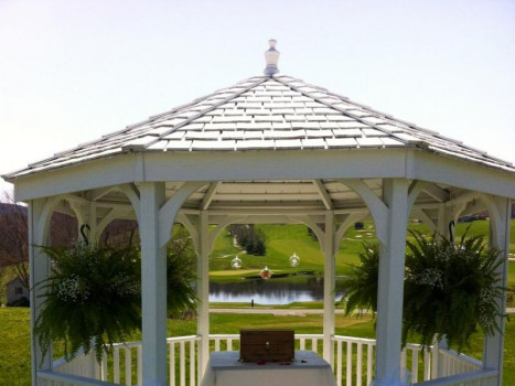 Stone Hedge Country Club
