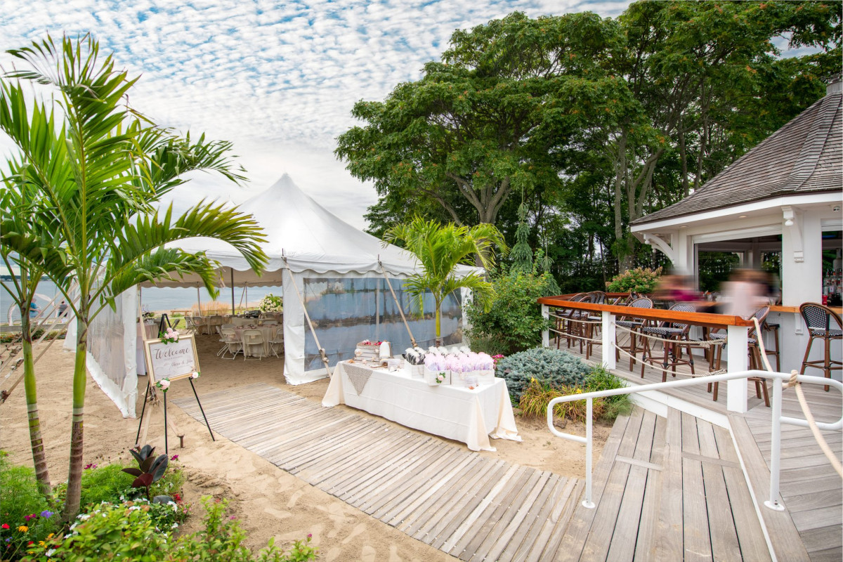 Iggy's Doughboys & Chowder House in Warwick, Rhode Island