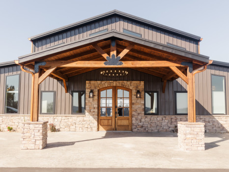 The Loyston Copper Top Estate