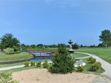 The Cottonwood Venue at 813