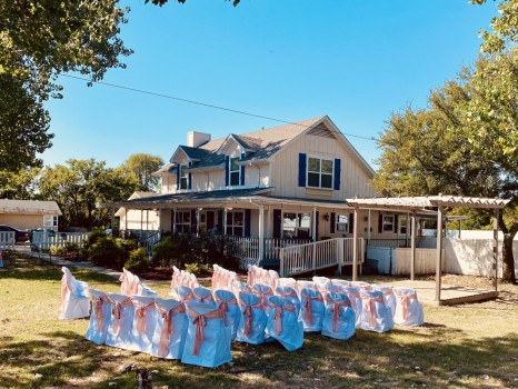 Bluebird Cottage Wedding Venue & Event Center