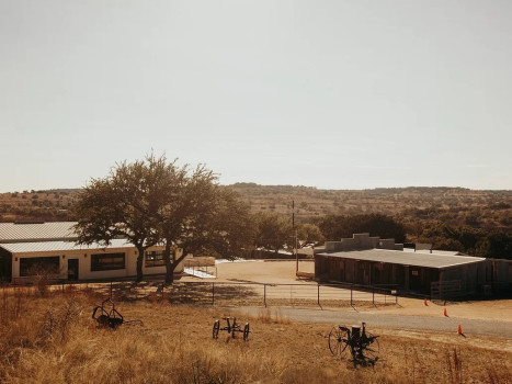 Camp Hideaway - Spicewood