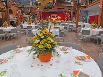 Photo of The Yellow Barn at Shenandoah Caverns