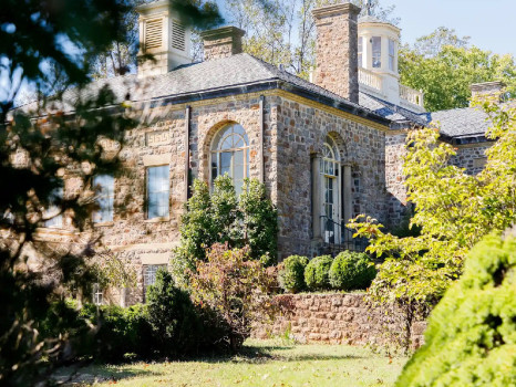 The Stonehurst Manor