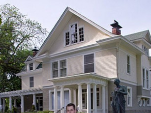 Schmidt House