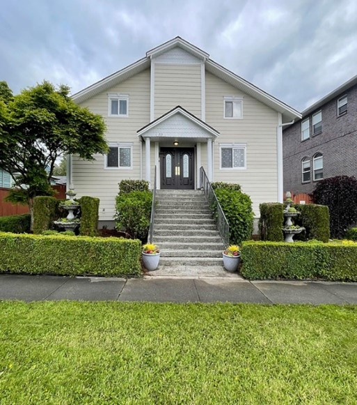 Helios in Snohomish, Washington